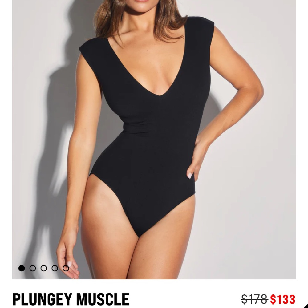 TA3 Black Plungey Muscle Large Swimsuit